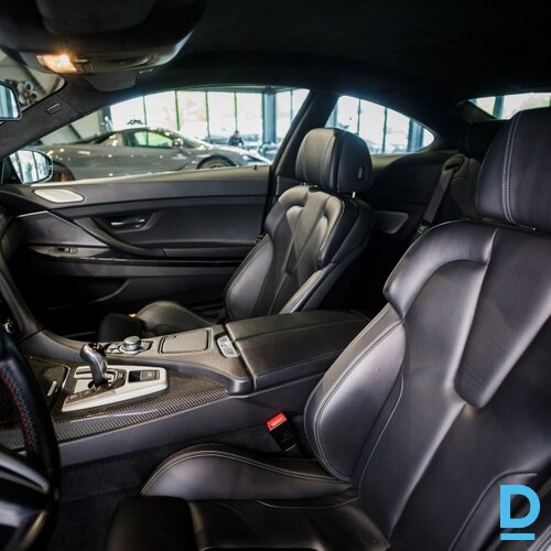 Pārdod BMW M6 4.4i, 2012
