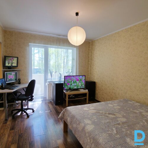 Pārdod dzīvokli Celtnieku 6b, 54m², 2 ist.