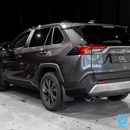 Pārdod Toyota Rav4 2.0i, 2023