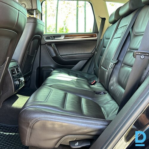 Pārdod Volkswagen Touareg 4.2d, 2011 Pārdod Volkswagen Touareg 4.2d, 2011