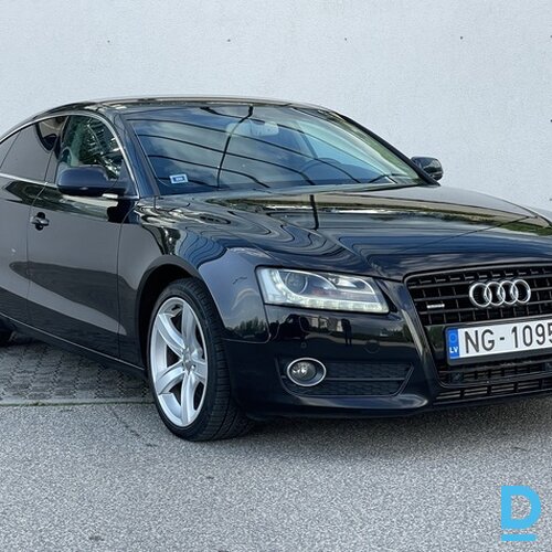 Pārdod Audi A5 3.0d, 2011