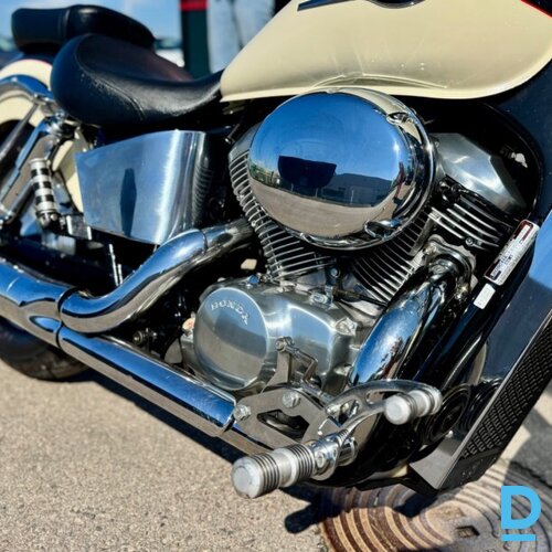 Pārdod Honda Shadow 750 motociklu, 750 cm³, 1998