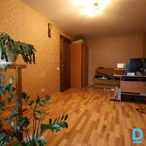 Pārdod dzīvokli Rojas iela 36