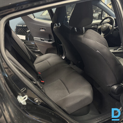 Pārdod Toyota C-Hr 1.8, 2019