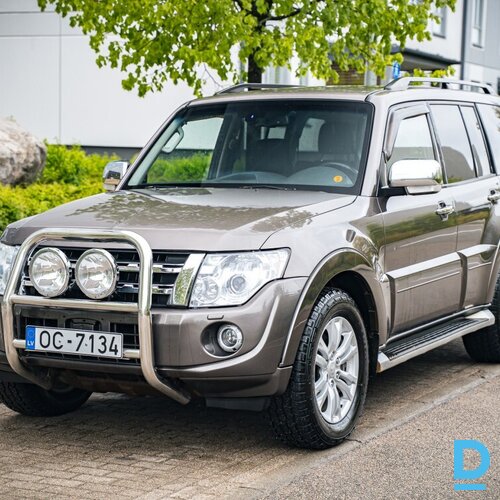Pārdod Mitsubishi Pajero 3.2d, 2011