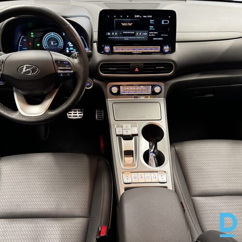 Pārdod Hyundai Kona 64kWh Premium, 2020
