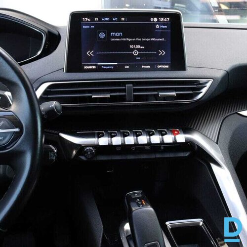 Pārdod Peugeot 3008 Allure 1.2i, 2021