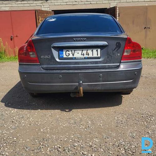 Pārdod Volvo S80, 2003