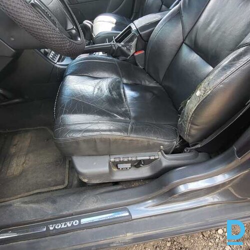 Pārdod Volvo S80, 2003