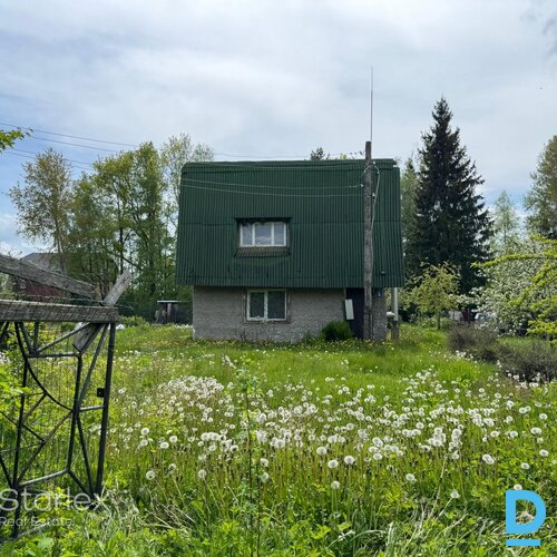 Pārdošanā tiek piedāvāta dārza māja, kas paredzēta dzīvošanai visās sezonās un atrodas Sauriešu ciemā, Stopiņu pagastā Pārdošanā tiek piedāvāta dārza māja, kas paredzēta dzīvošanai visās sezonās un atrodas Sauriešu ciemā, Stopiņu pagastā