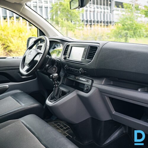 Pārdod Opel Vivaro 1.5d, 2020