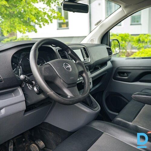 Pārdod Opel Vivaro 1.5d, 2020