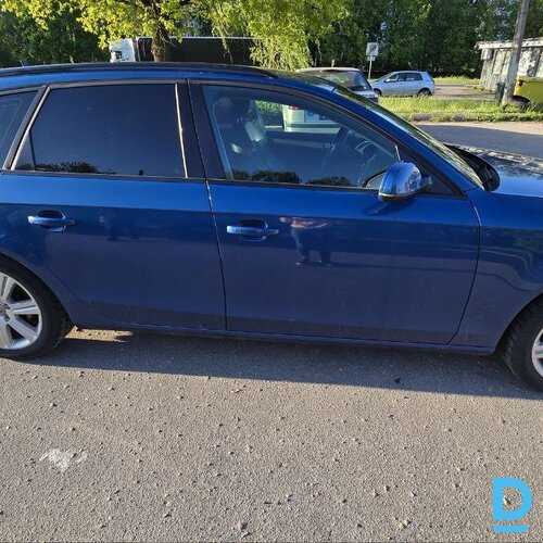 Pārdod Audi A4, 2009
