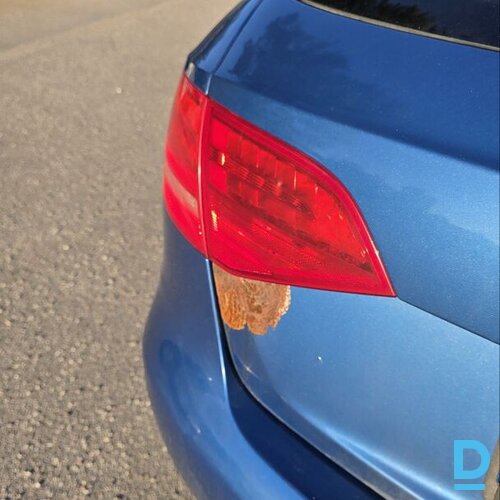 Pārdod Audi A4, 2009