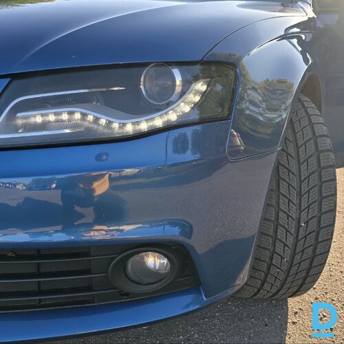 Pārdod Audi A4, 2009