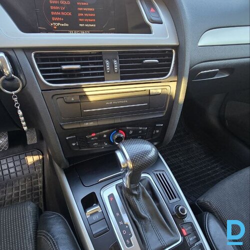 Pārdod Audi A4, 2009