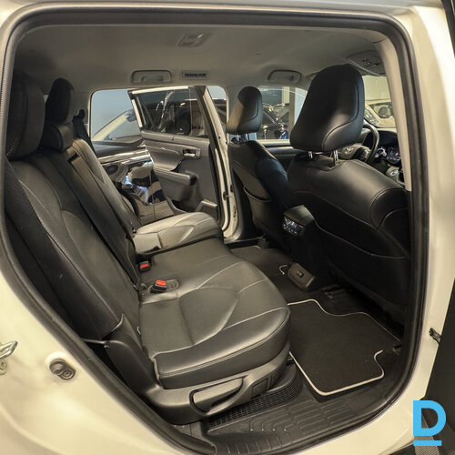 Pārdod Toyota Highlander 2.5 Awd Hybrid, 2021