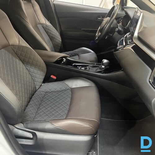 Pārdod Toyota C-HR Hybrid 1.8, 2017 Pārdod Toyota C-HR Hybrid 1.8, 2017