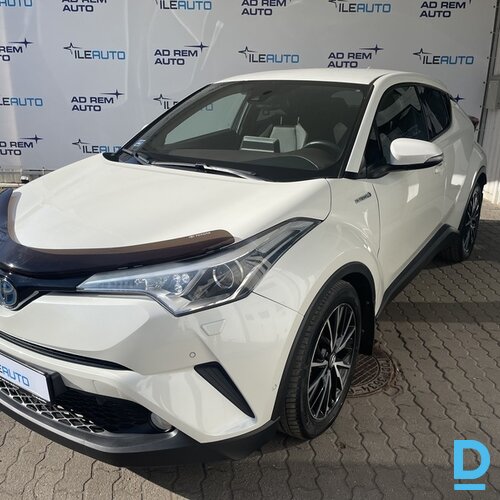 Pārdod Toyota C-HR Hybrid 1.8, 2017