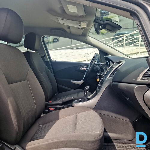 Pārdod Opel Astra 1.4i, 2010 Pārdod Opel Astra 1.4i, 2010