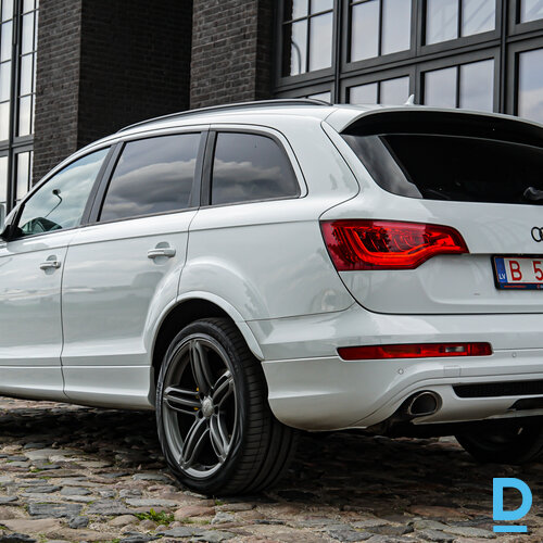 Pārdod Audi Q7 3.0d, 2013