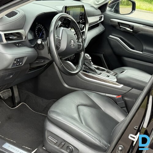 Pārdod Toyota Highlander 2.5, hibrīds, 2021 Pārdod Toyota Highlander 2.5, hibrīds, 2021