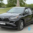 Pārdod Toyota Highlander 2.5, hibrīds, 2021