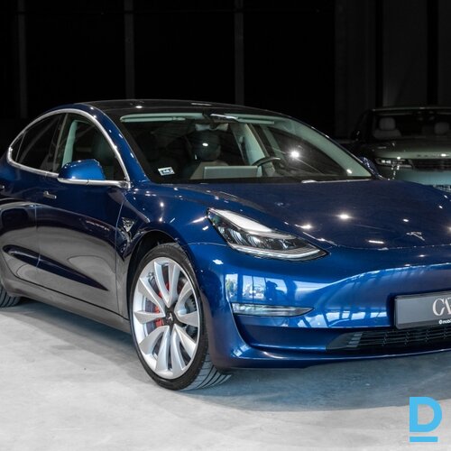 Pārdod Tesla Model 3 Performance, 2019