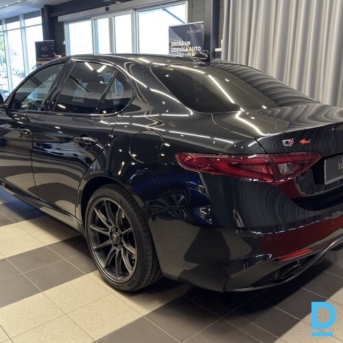 Pārdod Alfa Romeo Giulia Veloce Q4 2.0, 2022