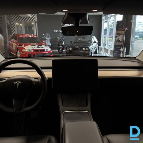 Pārdod Tesla Model Y Long Range, Dual Motor, 2021 Pārdod Tesla Model Y Long Range, Dual Motor, 2021