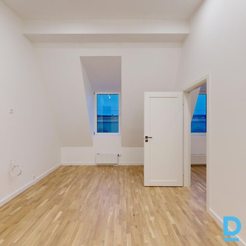 Pārdod dzīvokli Elijas iela 26-15, 33m², 2 ist. un noliktavas telpu