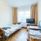 Продается солнечная 2-комнатная квартира в реновированном доме в Валмиере. Описа