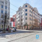 Birojs Rīgas centrā pie Krišjāņa Barona/Pērses ielu krustojuma