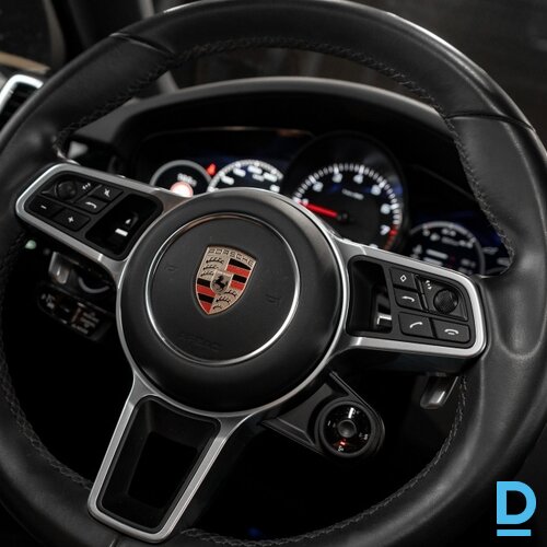 Pārdod Porsche Cayenne S, 2020