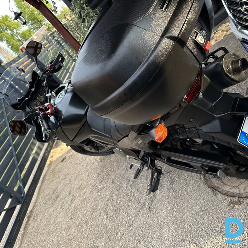 Pārdod Suzuki V-Strom motociklu, 650 cm³, 2007