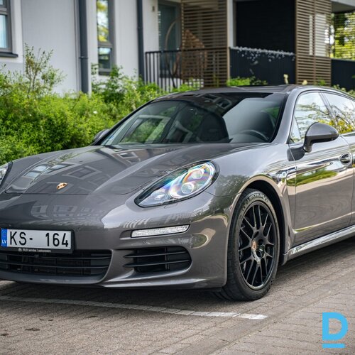 Pārdod Porsche Panamera 3.0d, 2014
