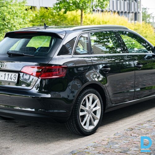 Pārdod Audi A3 1.4i, 2013