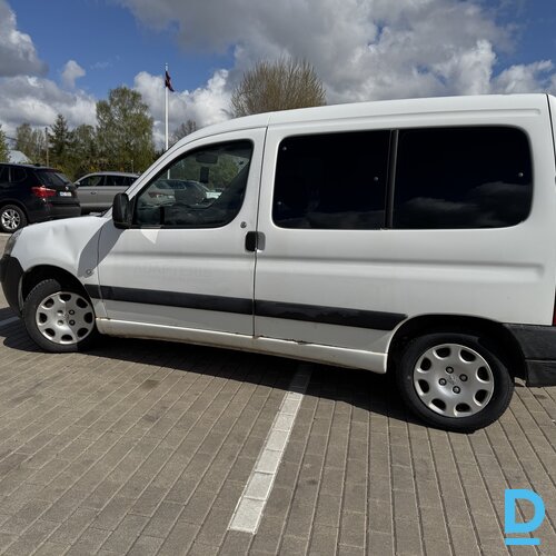 Pārdod Peugeot Partner, 2010 Pārdod Peugeot Partner, 2010