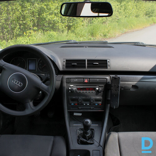 Pārdod Audi A4, 2002