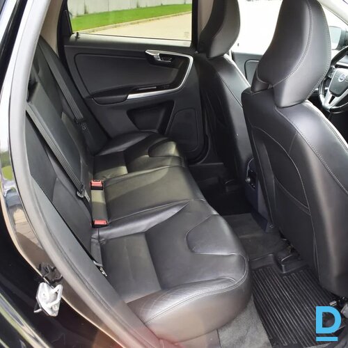 Pārdod Volvo XC60 FACELIFT4x4, D5 2.4D, 2015
