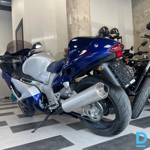 Pārdod Suzuki Hayabusa Gsxr1300 motociklu, 1300 cm³, 2001
