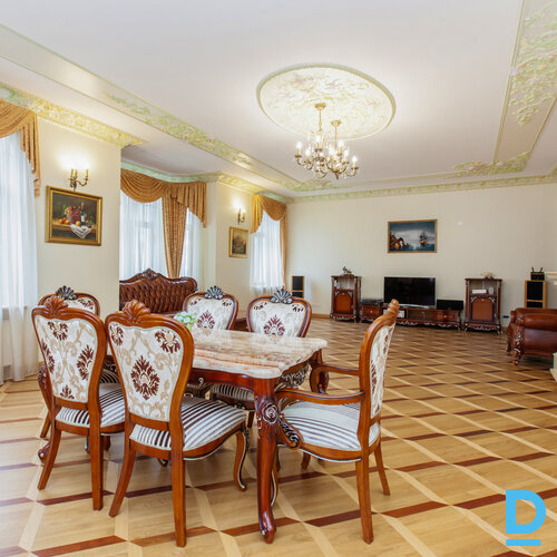 Pārdod dzīvokli Rīga Centrs Brīvības 76 Pārdod dzīvokli Rīga Centrs Brīvības 76