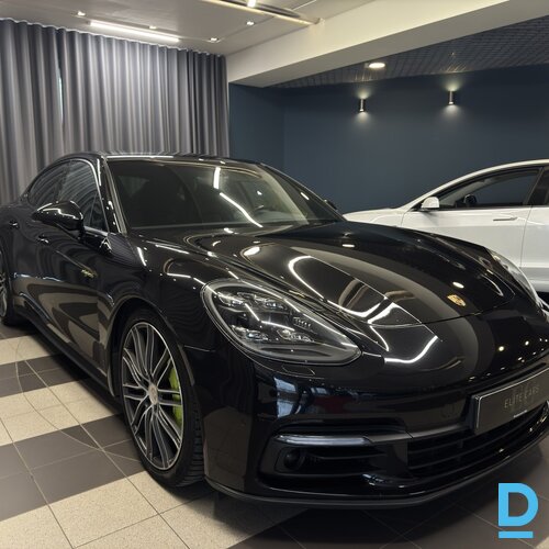 Pārdod Porsche Panamera 4 E-Hybrid, 2013