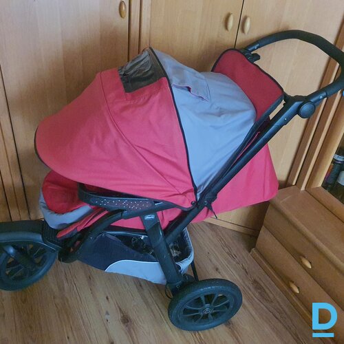 Pārdod Chicco Active Bērnu rati trīs vienā Pārdod Chicco Active Bērnu rati trīs vienā