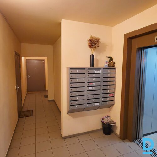 Pārdod dzīvokli Celtnieku 6b, 54m², 2 ist.