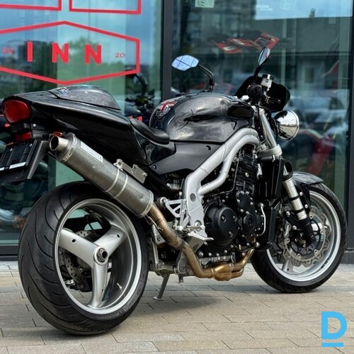 Pārdod Triumph Speed Triple 955 motociklu, 955 cm³, 2002