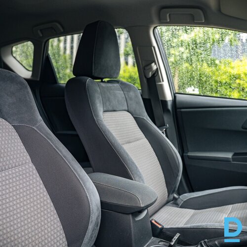 Pārdod Toyota Auris 1.8 benz/hibrīds, 2018 Pārdod Toyota Auris 1.8 benz/hibrīds, 2018
