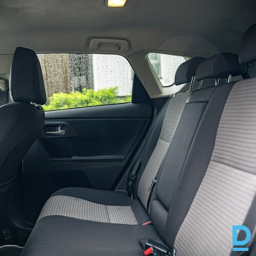 Pārdod Toyota Auris 1.8 benz/hibrīds, 2018 Pārdod Toyota Auris 1.8 benz/hibrīds, 2018