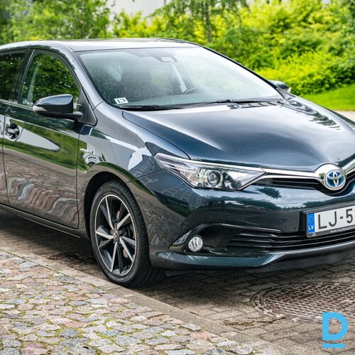 Pārdod Toyota Auris 1.8 benz/hibrīds, 2018 Pārdod Toyota Auris 1.8 benz/hibrīds, 2018