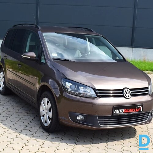 Pārdod Volkswagen Touran 2.0d, 2013